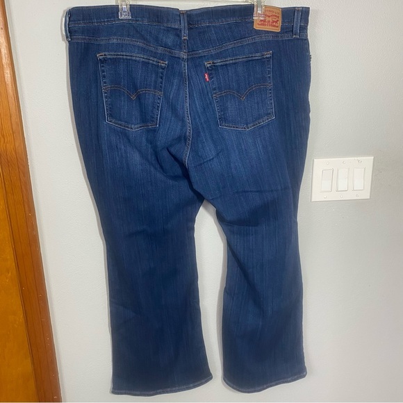 Levi’s Women’s Flare Jeans Plus Size 24W High Rise Excellent Condition - Picture 4 of 11